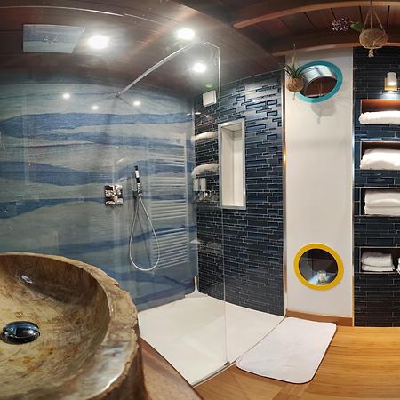 La Kaz Rhumantique Sauna And Spa Privatif La Riviere-Saint-Sauveur Luaran gambar