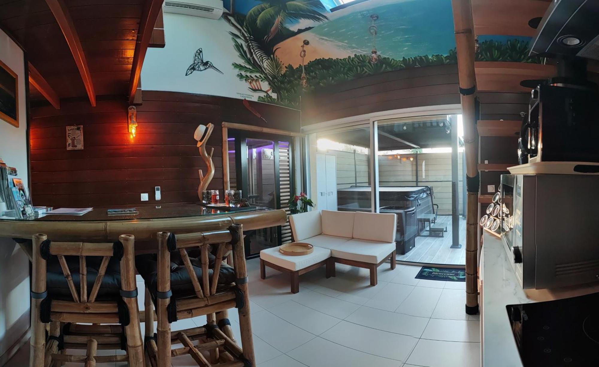 La Kaz Rhumantique Sauna And Spa Privatif La Riviere-Saint-Sauveur Luaran gambar